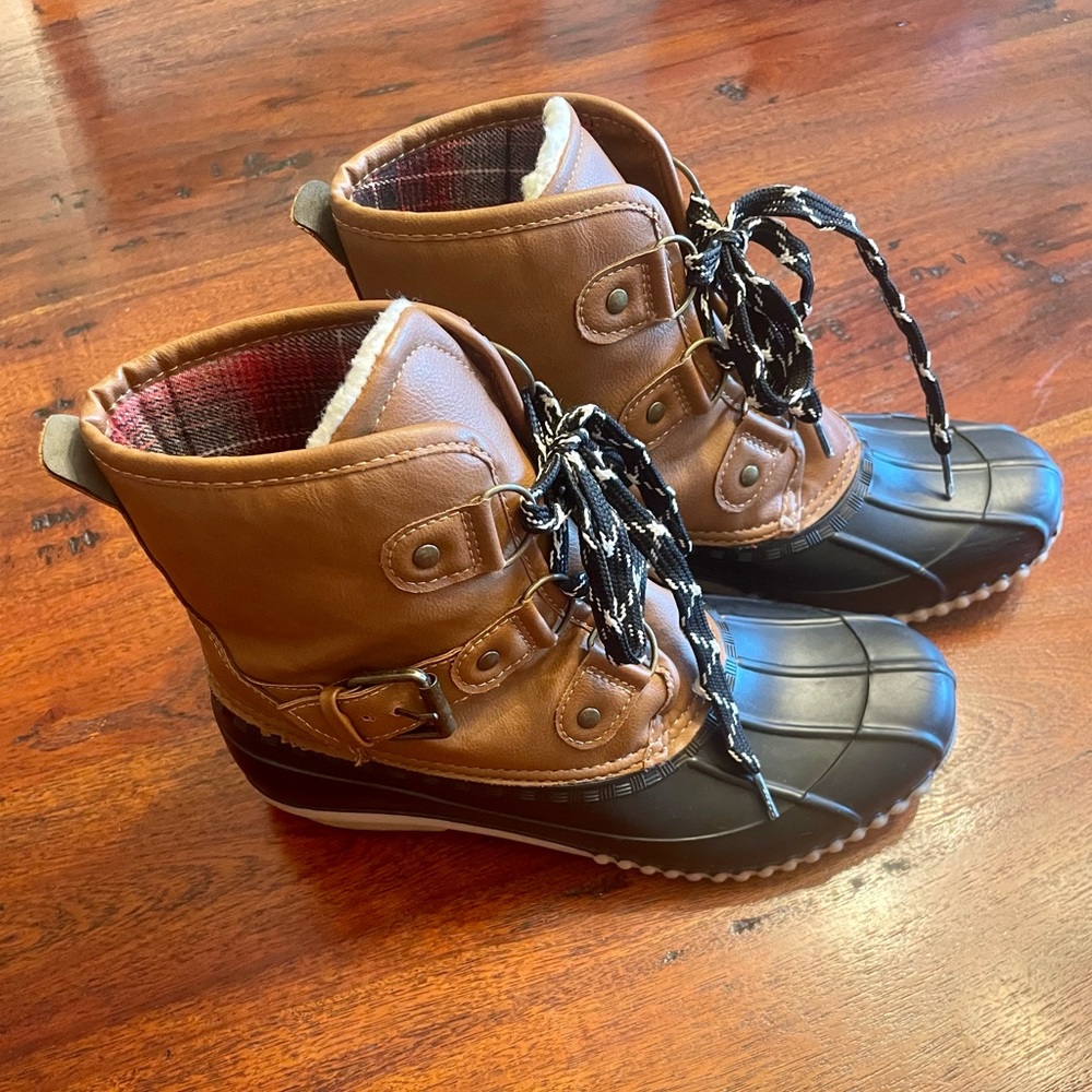 Mcgellan Womens Duck Boot